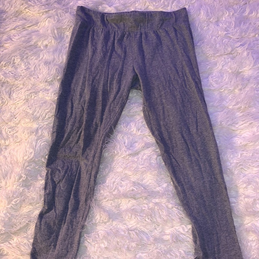 Grey leggings